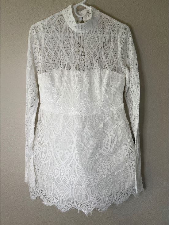 Lulus Dresses & Skirts - Lulus Women’s Large Long Sleeve Lace Mini Dress